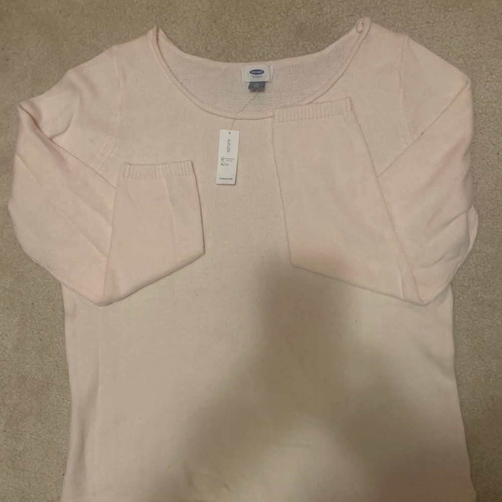 🏵NEW🏵 NWT Pale pink Old Navy sweater beautiful